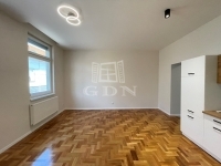 Székesfehérvár 公寓房（砖头） 4