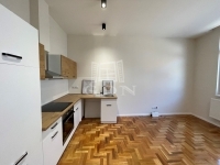 Székesfehérvár 公寓房（砖头） 10