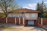 Úrhida Casa Familiala 1