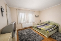 Úrhida Casa Familiala 8