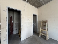 Gárdony Üzlethelyiség 6