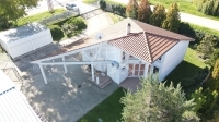 Székesfehérvár Családi ház - 305.000 Ft