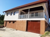 Eladó családi ház Biatorbágy, 251m2