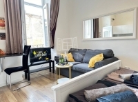 Eladó lakás (téglaépítésű) Budapest VII. kerület, 21m2