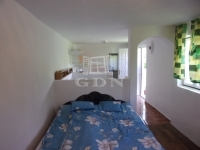 Ludányhalászi Üzlethelyiség 8