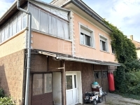 Úri Családi ház 10