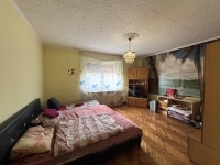 Úri Családi ház 2