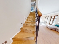 Üllő Családi ház 11