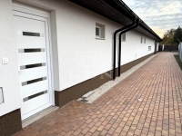 Albertirsa 双面别墅 2