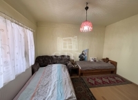 Úri Családi ház 4