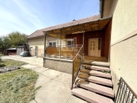 Péteri Családi ház 0