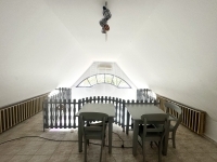 Dunaszekcső Üzlethelyiség 18