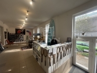 Pécs Üzlethelyiség 3