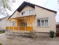 Öskü Családi ház - 75.000.000 Ft