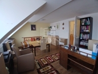 Veszprém Совмещенный дом 10