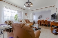 Eladó családi ház Pécel, 230m2