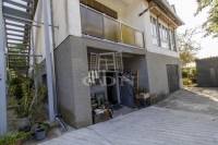 Pásztó 家庭别墅 8