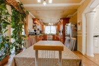 Kerepes 家庭别墅 6