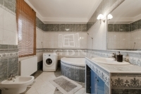 Kerepes 家庭别墅 9