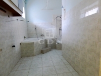 Iváncsa 家庭别墅 10