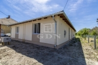 Eladó ikerház Tura, 109m2