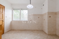 Veresegyház Sorház 7