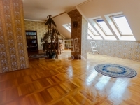 Budapest XVI. kerület Совмещенный дом 3