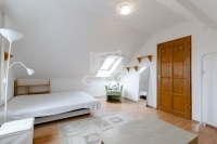 Budapest XVI. kerület Совмещенный дом 20