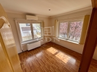 Maglód Üzlethelyiség 1