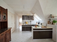 Hatvan Üzlethelyiség 11