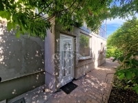 Nagykáta Family House 11