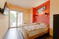 Vecsés Family House 13