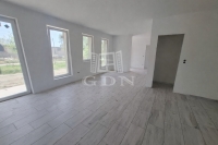 Szigethalom 双面别墅 1