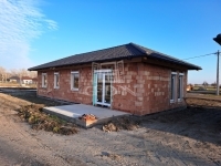 Szigetbecse Einfamilienhaus 1