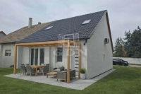 Tököl Ikerház - 95.000.000 Ft