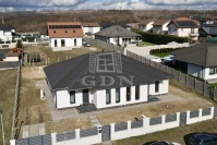 Nagytarcsa Ikerház - 119.900.000 Ft