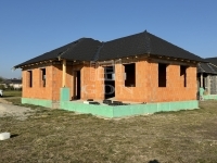 Gyöngyöshalász Családi ház 1