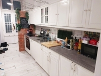 Eladó lakás (téglaépítésű) Budapest VII. kerület, 73m2