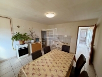 Váchartyán Családi ház 8