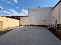 Vác Lakás (téglaépítésű) 11