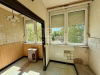 Vác Lakás (csúsztatott zsalu) 0