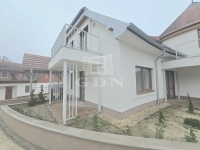 Zalacsány Lakás (téglaépítésű) 5